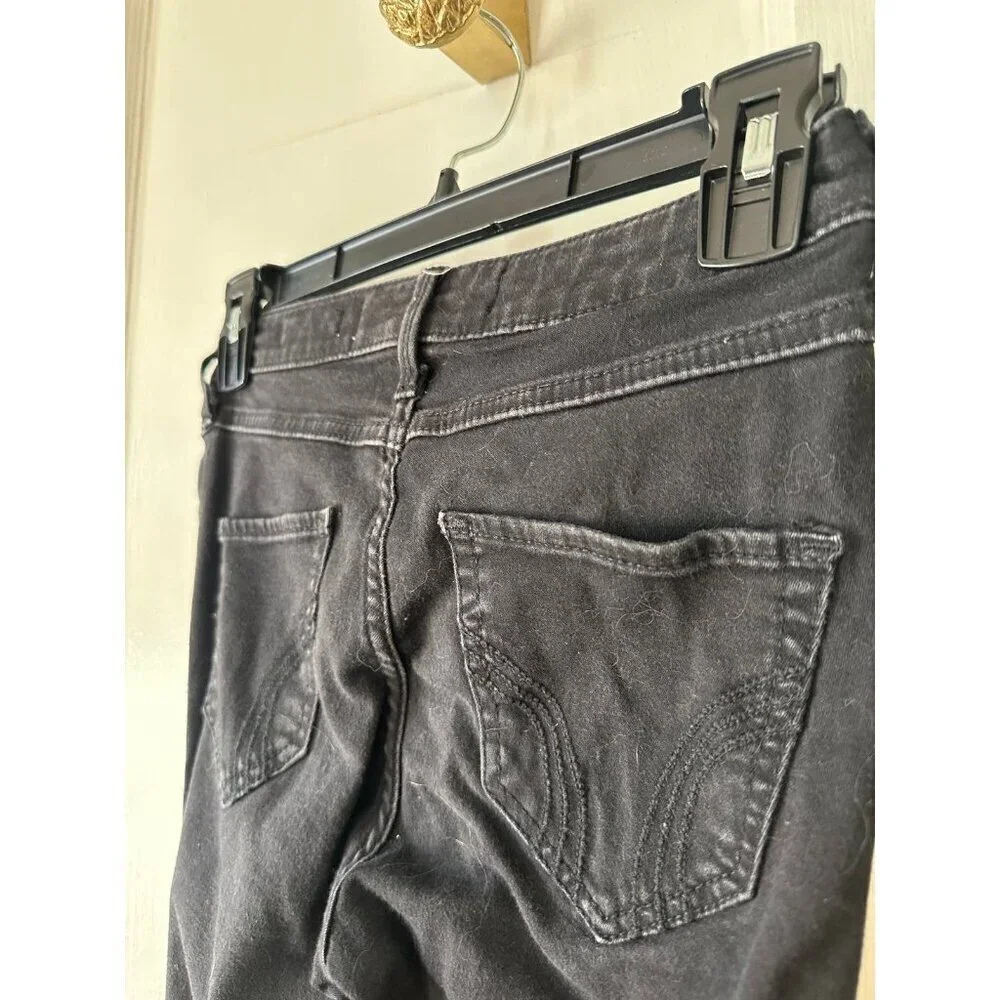 Hollister Women’s size 1s black jeans